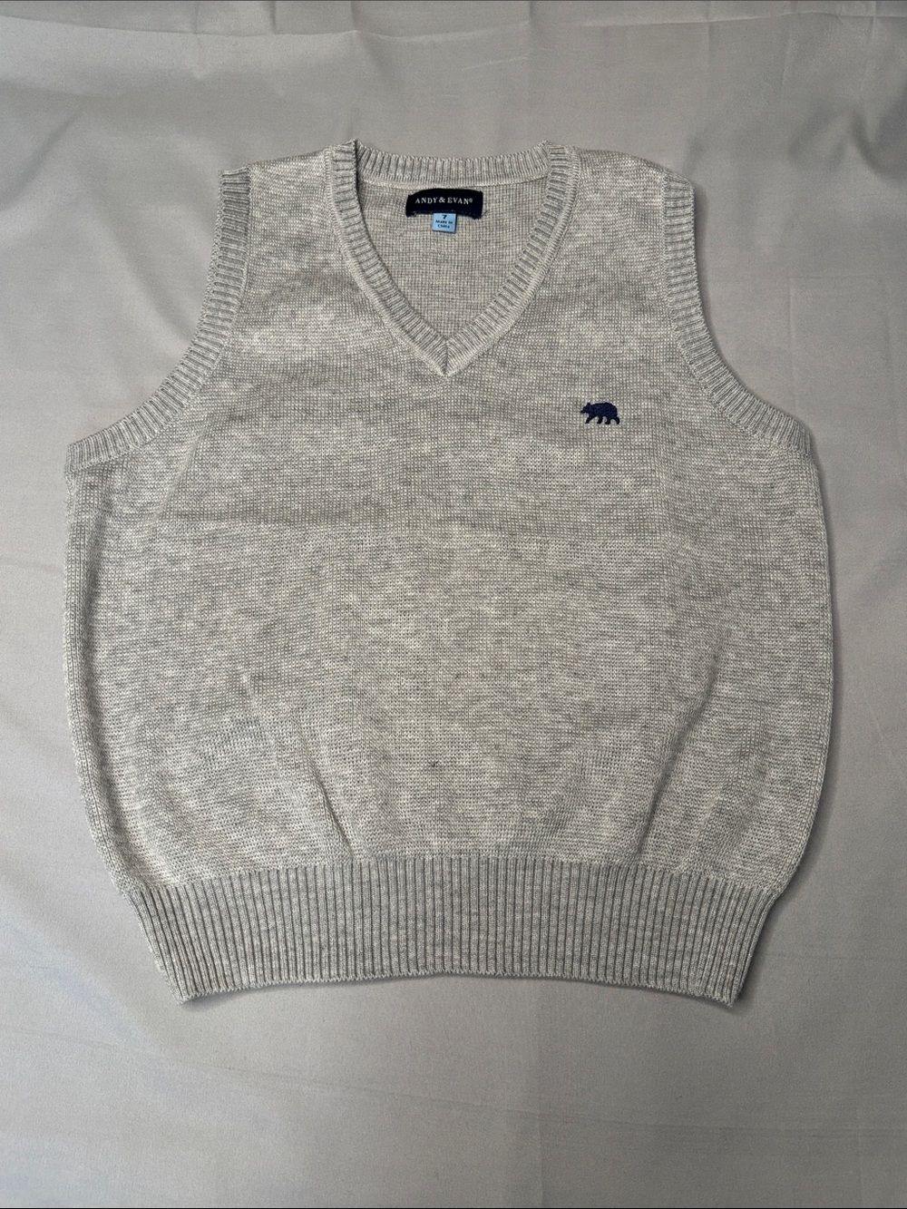 Andy & Evan Boys Light Gray V-Neck Sweater Vest Size 7